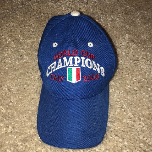 Baseball cap - Picture 1 of 3